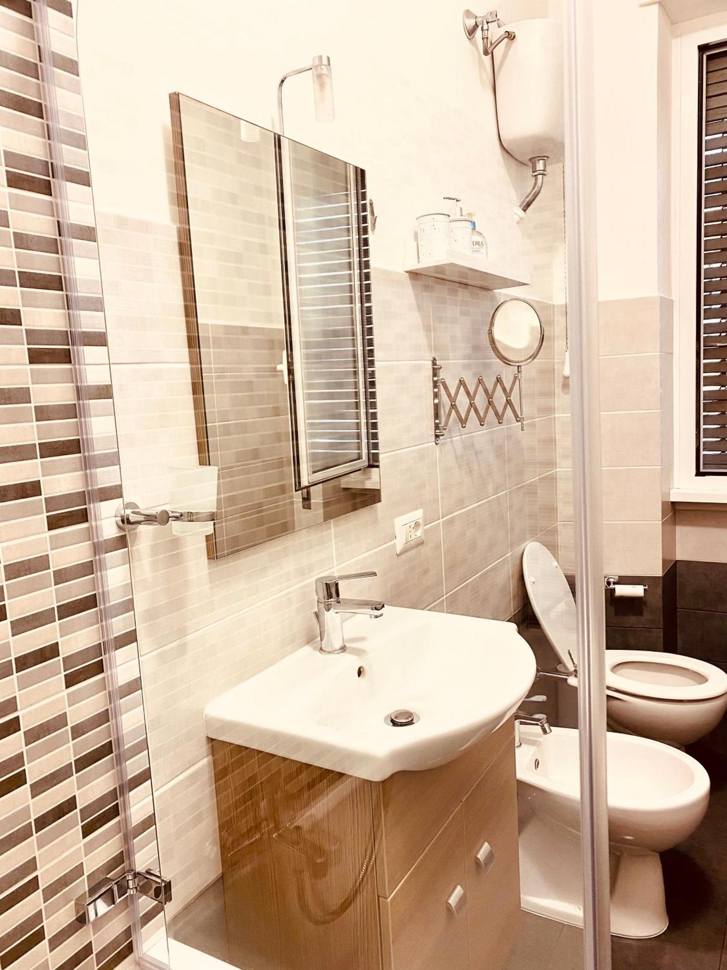 Casa Carlotta A Roma Apartment Ngoại thất bức ảnh